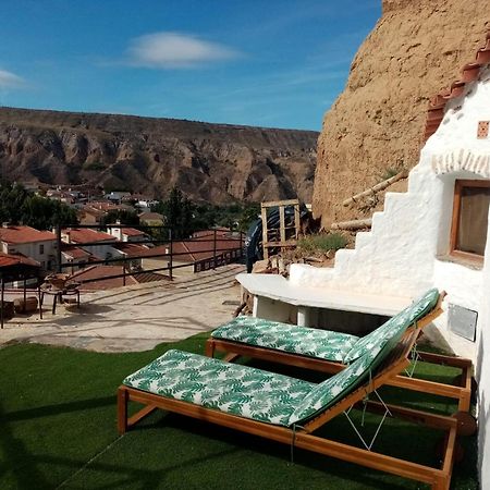 Вилла Creatively Designed Cavehouse With Jacuzzi Горафе Экстерьер фото